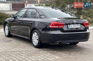 Седан Volkswagen Passat 2013 в Киеве