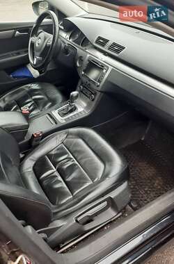 Универсал Volkswagen Passat 2011 в 