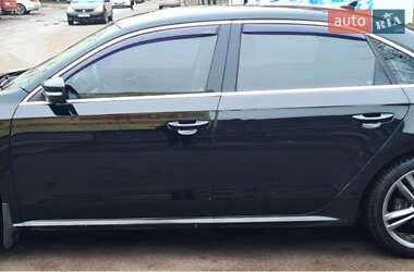 Седан Volkswagen Passat 2013 в Виннице