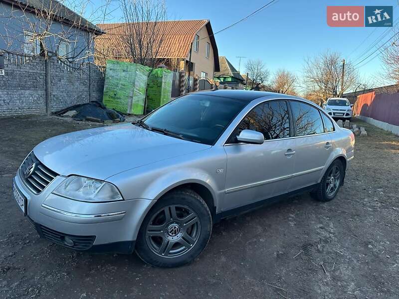 Седан Volkswagen Passat 2003 в Конотопе