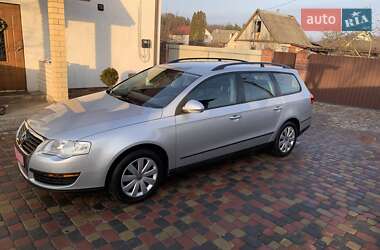 Универсал Volkswagen Passat 2006 в Луцке