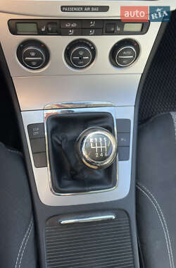Универсал Volkswagen Passat 2008 в 