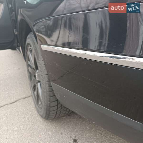 Седан Volkswagen Passat 2008 в Киеве