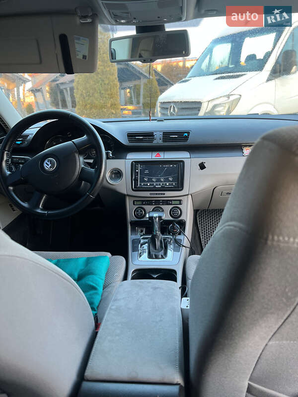 Универсал Volkswagen Passat 2005 в Кельменцах
