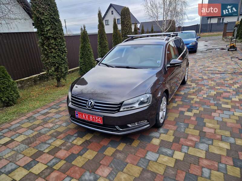 Универсал Volkswagen Passat 2011 в Владимирце