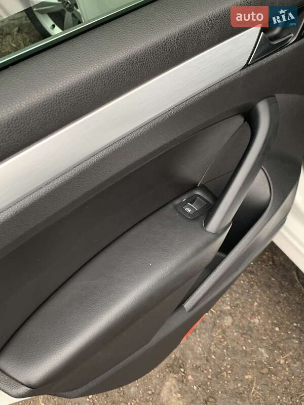 Седан Volkswagen Passat 2012 в Запорожье