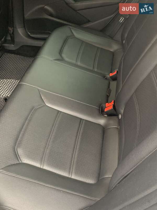 Седан Volkswagen Passat 2012 в Запорожье