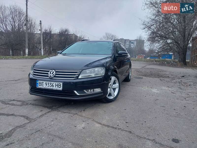 Універсал Volkswagen Passat 2010 в Львові