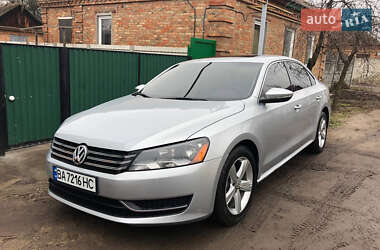 Седан Volkswagen Passat 2012 в Олександрії