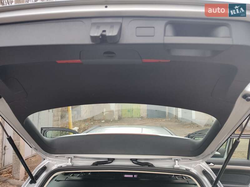 Универсал Volkswagen Passat 2018 в Каменском