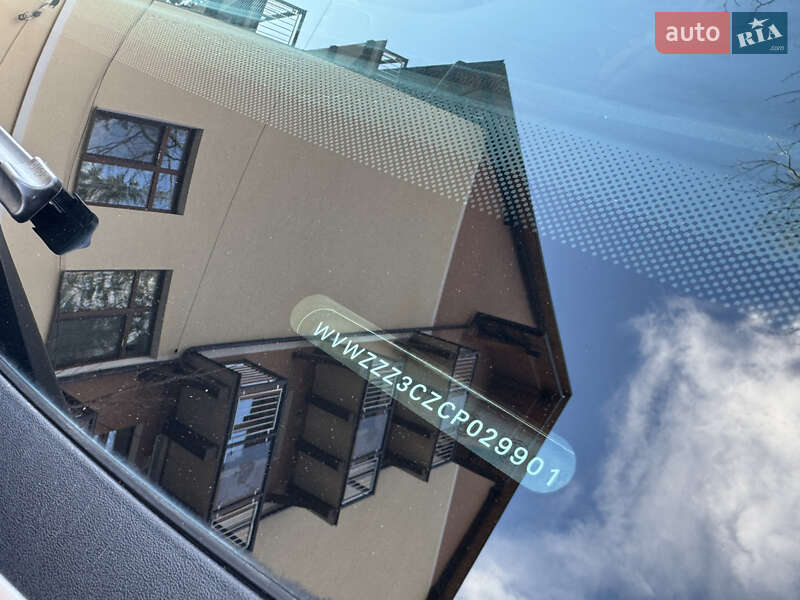 Седан Volkswagen Passat 2011 в Дрогобыче