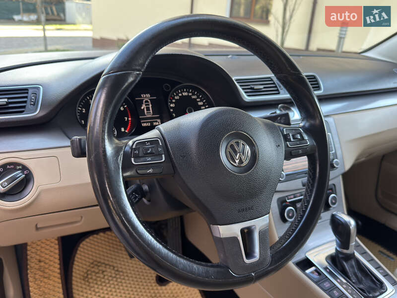 Седан Volkswagen Passat 2011 в Дрогобыче