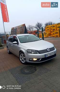 Универсал Volkswagen Passat 2011 в Сумах