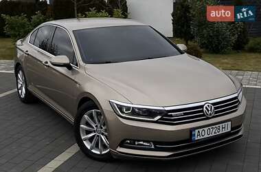 Седан Volkswagen Passat 2016 в Мукачево