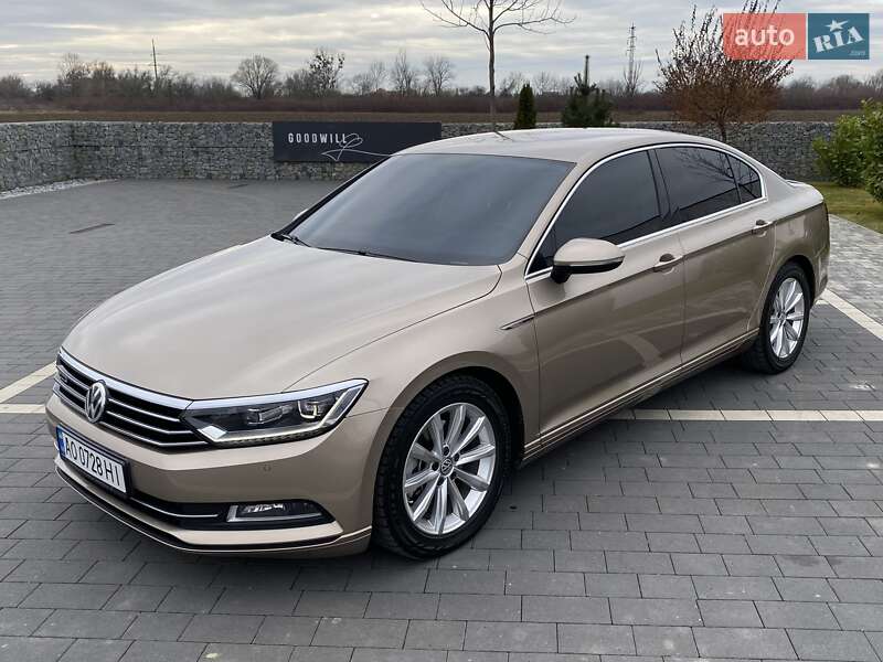 Седан Volkswagen Passat 2016 в Мукачево