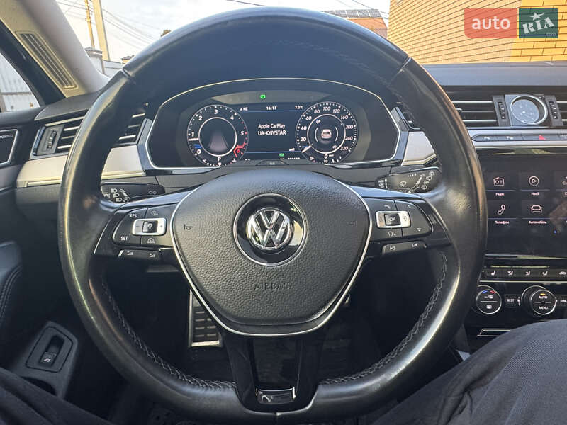 Універсал Volkswagen Passat 2018 в Вінниці