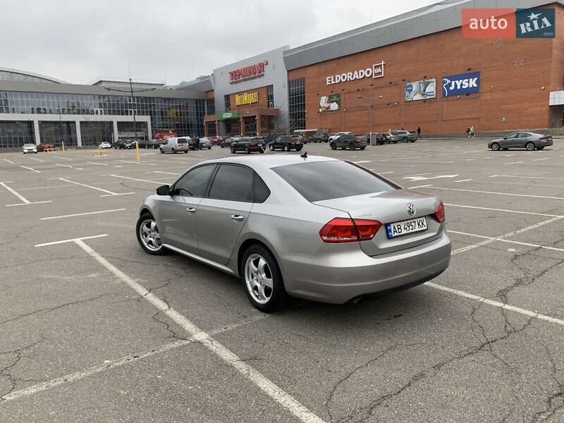 Седан Volkswagen Passat 2012 в Броварах