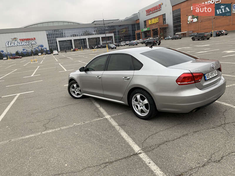 Седан Volkswagen Passat 2012 в Броварах