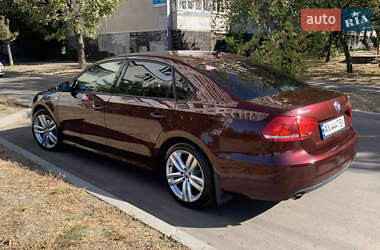 Седан Volkswagen Passat 2014 в 