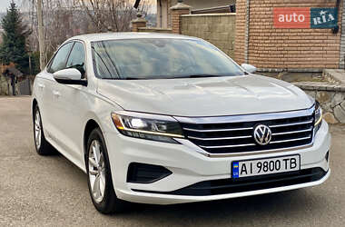 Седан Volkswagen Passat 2020 в Києві