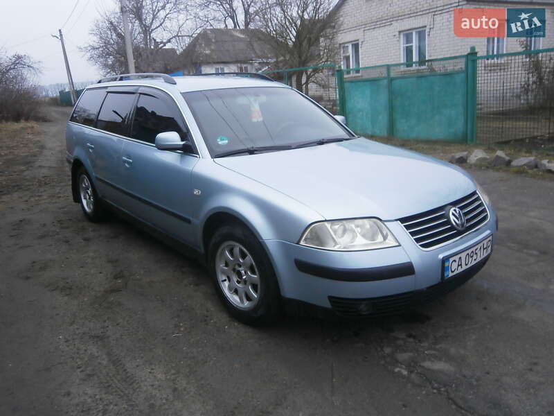 Универсал Volkswagen Passat 2003 в Тальном