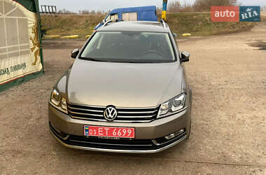 Універсал Volkswagen Passat 2011 в Сумах