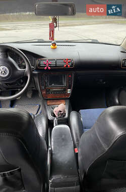 Седан Volkswagen Passat 1999 в 