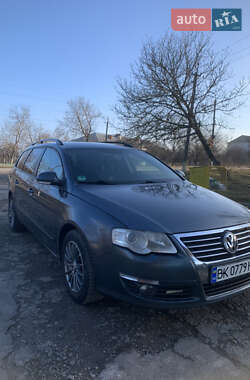 Универсал Volkswagen Passat 2008 в Ярмолинцах