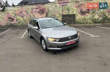 Універсал Volkswagen Passat 2015 в Рівному