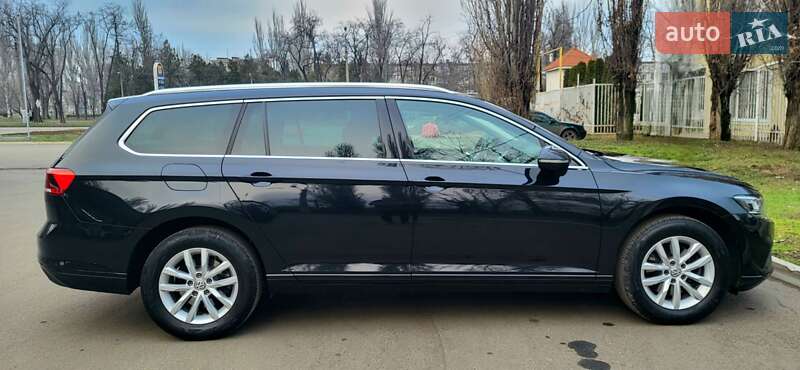 Універсал Volkswagen Passat 2020 в Кривому Розі