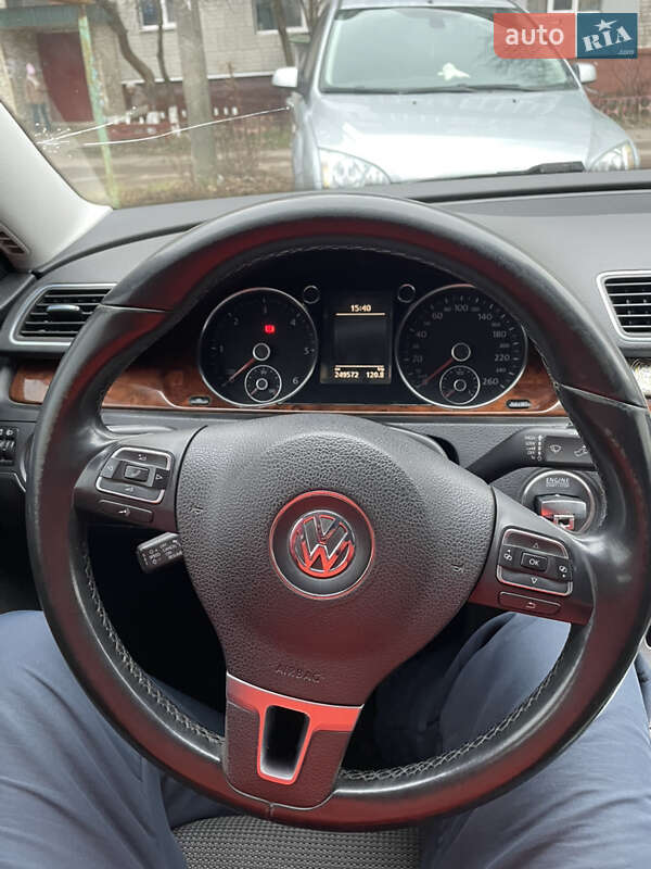 Седан Volkswagen Passat 2012 в Шостке