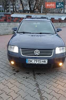 Універсал Volkswagen Passat 2004 в Рівному