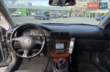 Седан Volkswagen Passat 2002 в Кропивницком