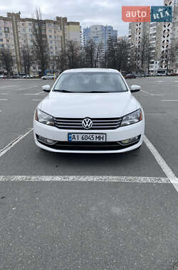 Седан Volkswagen Passat 2013 в Броварах