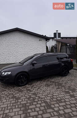 Универсал Volkswagen Passat 2009 в 