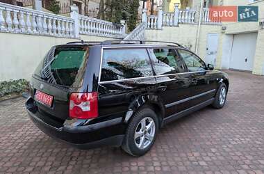 Универсал Volkswagen Passat 2002 в Ровно