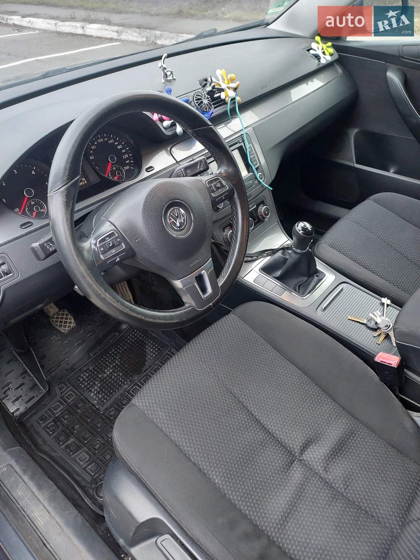 2010 Volkswagen Passat - мініатюра 17