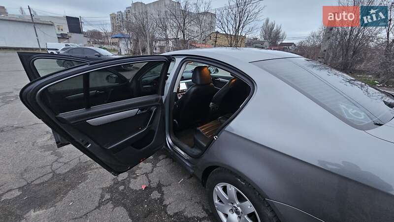 Седан Volkswagen Passat 2008 в Одессе