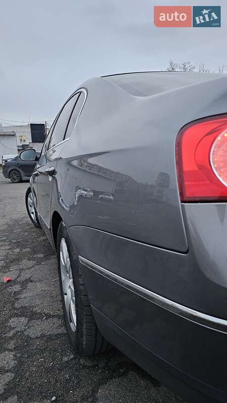 Седан Volkswagen Passat 2008 в Одессе