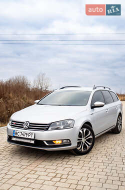 Універсал Volkswagen Passat 2013 в Львові