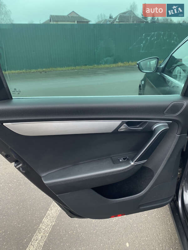 Универсал Volkswagen Passat 2011 в Ивано-Франковске фото 25 Универсал Volkswagen Passat 2011 в Ивано-Франковске