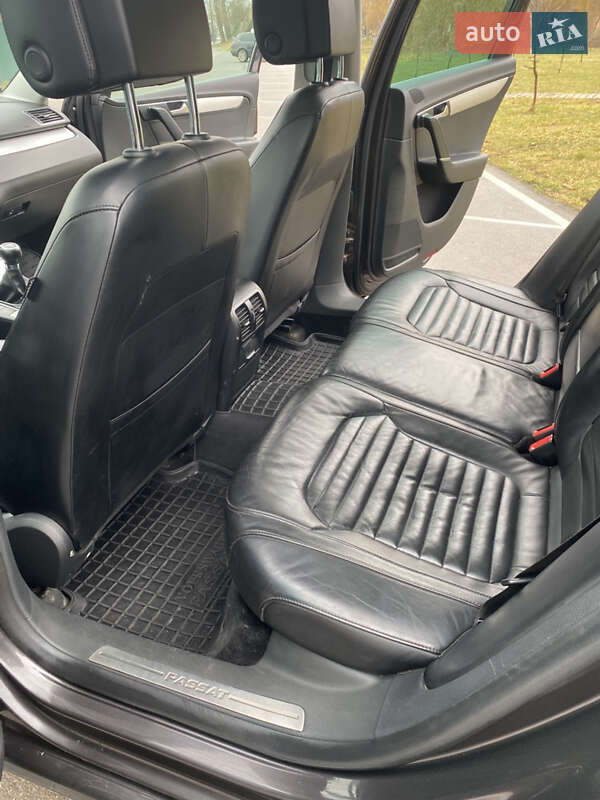 Универсал Volkswagen Passat 2011 в Ивано-Франковске фото 24 Универсал Volkswagen Passat 2011 в Ивано-Франковске