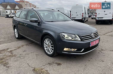 Універсал Volkswagen Passat 2012 в Рівному