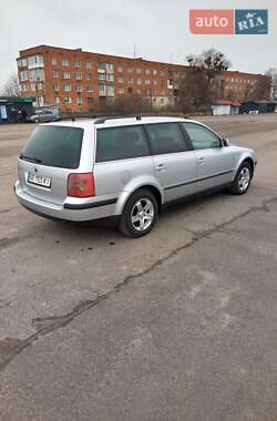 Универсал Volkswagen Passat 2002 в Тульчине