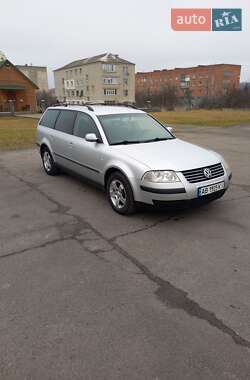 Универсал Volkswagen Passat 2002 в Тульчине