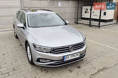 Универсал Volkswagen Passat 2020 в Хмельницком