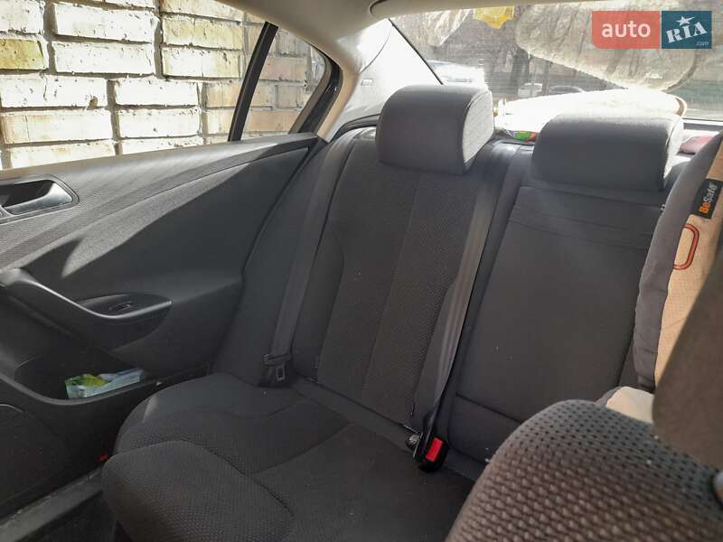 Седан Volkswagen Passat 2009 в Києві фото 7 Седан Volkswagen Passat 2009 в Києві