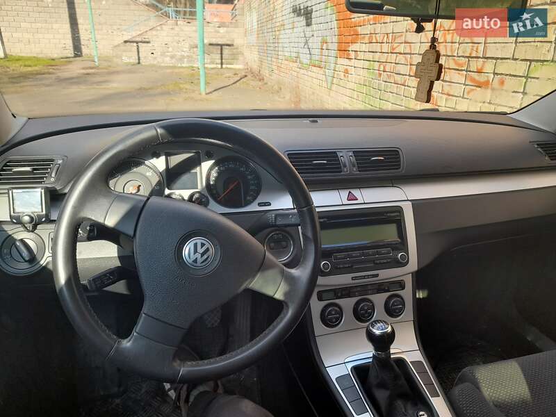 Седан Volkswagen Passat 2009 в Києві фото 10 Седан Volkswagen Passat 2009 в Києві