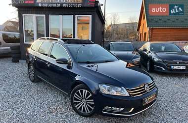 Універсал Volkswagen Passat 2011 в Коломиї