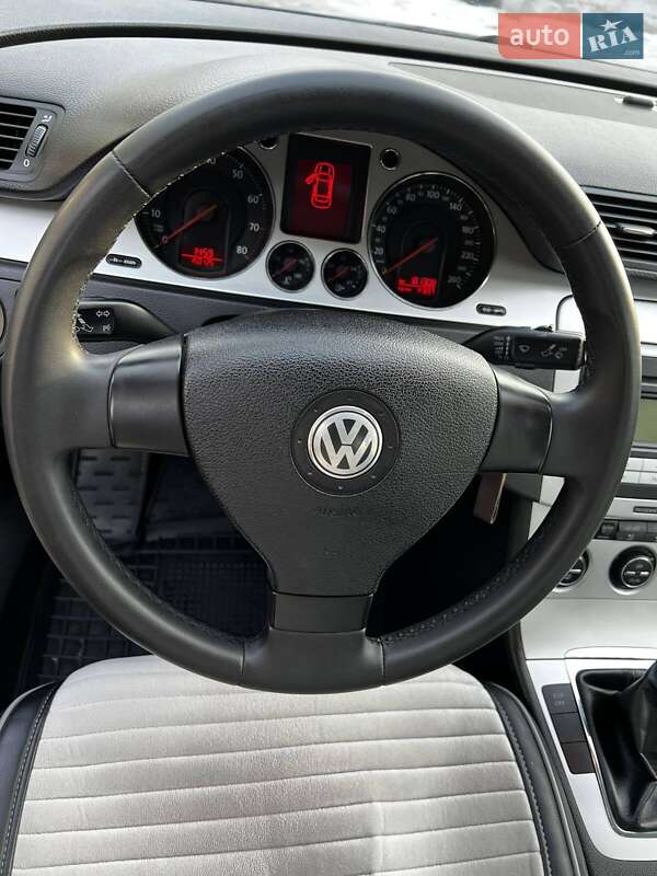 Седан Volkswagen Passat 2008 в Гусятині